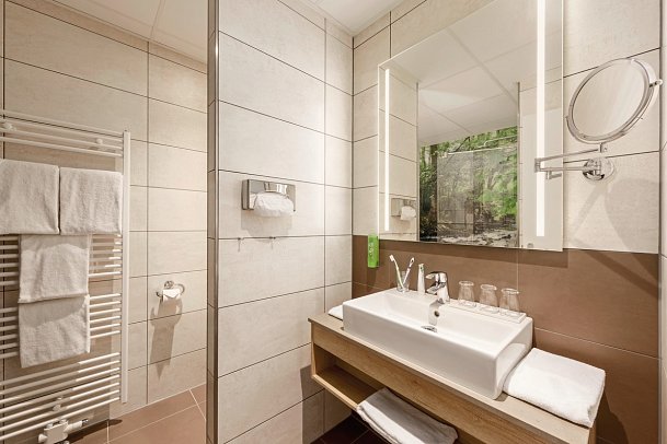 Center Parcs Park Hochsauerland - Wohnbeispiel Hotelzimmer Premium (Zimmercodierungen DM1 & DM2)