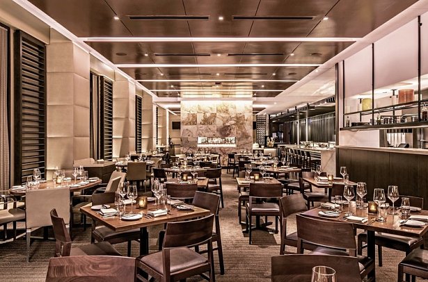 Hyatt Regency Chicago - Stetsons Modern Steak + Sushi Restaurant