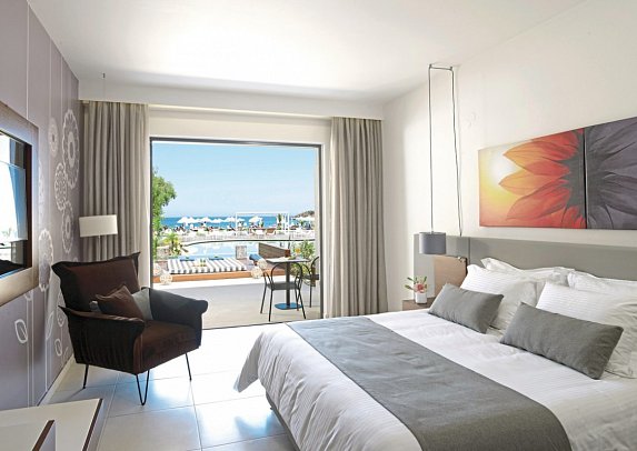 Atlantica Kalliston Resort