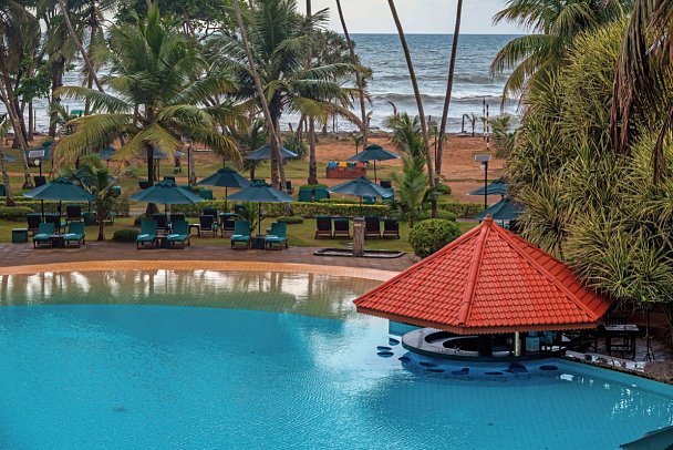 Royal Palms Beach Hotel