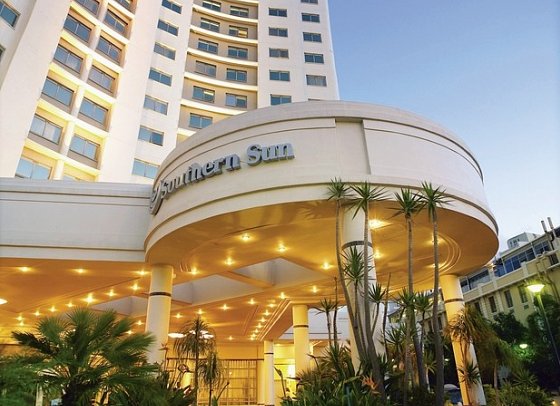 Southern Sun Waterfront - Außenansicht