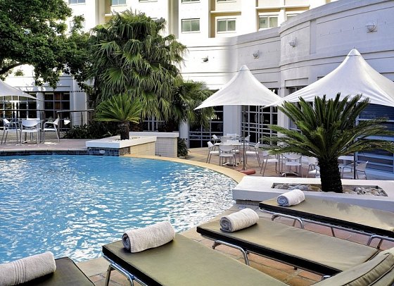 Southern Sun Waterfront - Pool