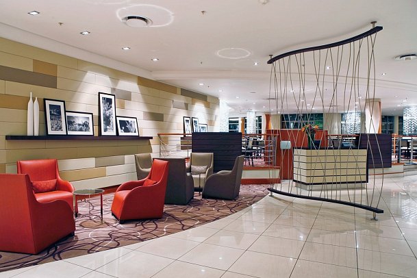 Southern Sun Waterfront - Lobby