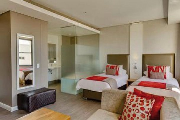 Protea Hotel by Marriott Breakwater Lodge