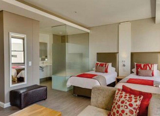Protea Hotel Breakwater Lodge