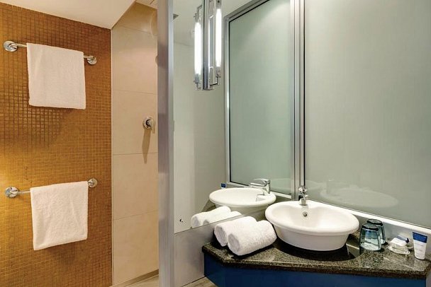 Protea Hotel by Marriott Sea Point