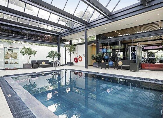 The Vineyard Hotel