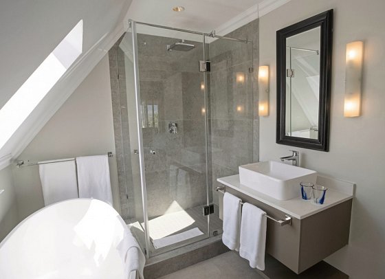 Le Franschhoek Hotel & Spa - Beispiel Badezimmer Deluxe Room (Zimmercodierung UD1)