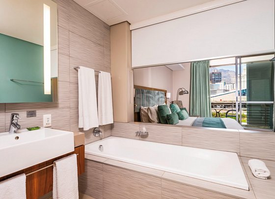 aha Harbour Bridge Hotel & Suites - Wohnbeispiel Kuxury Room (Zimmercodierung DU1)