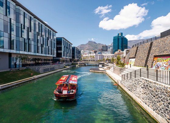 aha Harbour Bridge Hotel & Suites