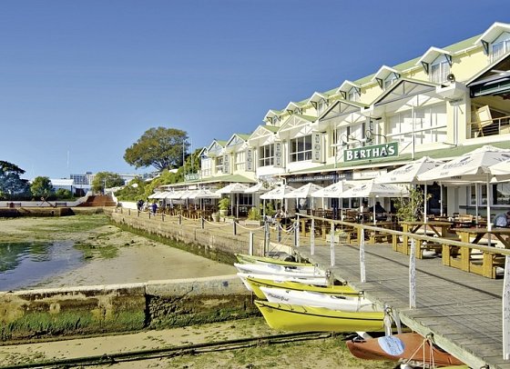 Simons Town Quayside Hotel