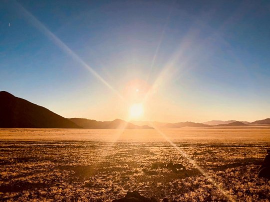 Drifters - Southern Africa Explorer Kapstadt - Maun - Sonnenuntergang, Namibia