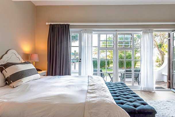 Wellness, Wein & wilde Tiere - Wohnbeispiel Garden Deluxe Room (Zimmercodierung D1G)