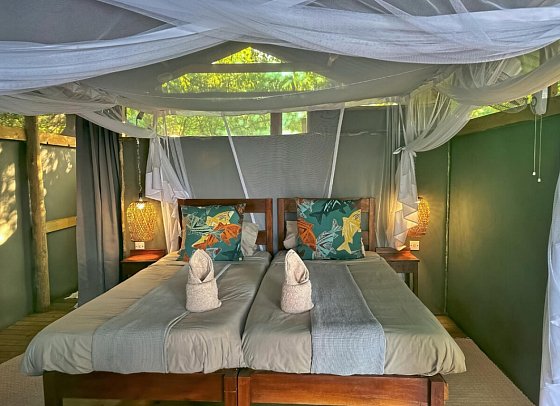 Drifters - Southern Africa Explorer - Guma Lagoon Camp