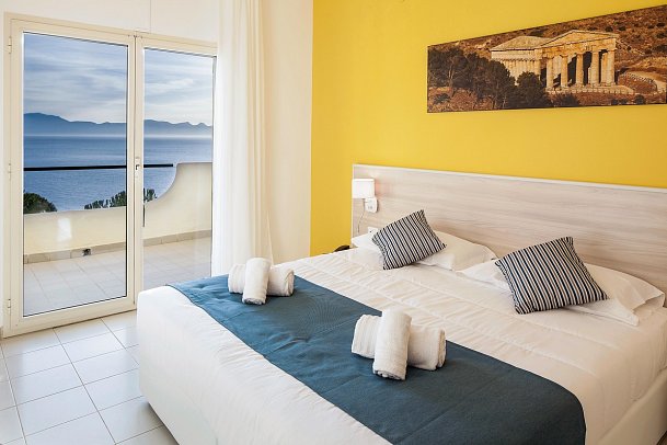 CDSHotels Terrasini - Citta del Mare - Wohnbeispiel Doppelzimmer Superior Meerblick (Zimmercodierung DSM)