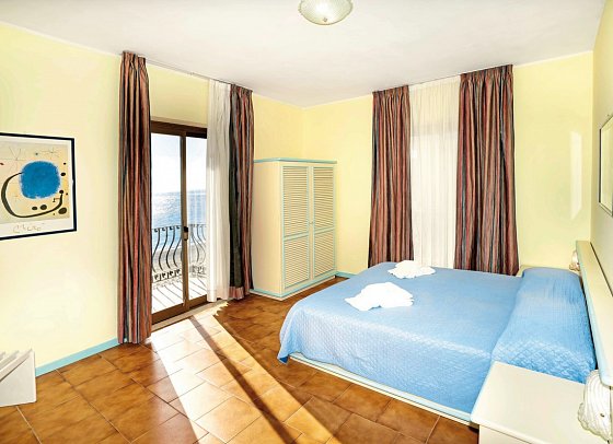 San Pietro - Wohnbeispiel Doppelzimmer Meerblick (Zimmercodierung DBM)