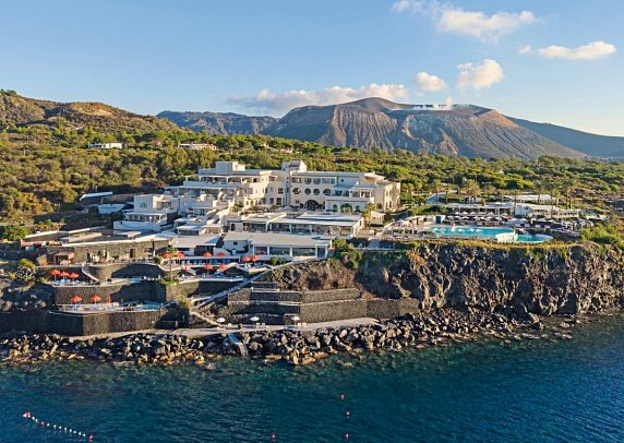 Therasia Resort Sea & Spa