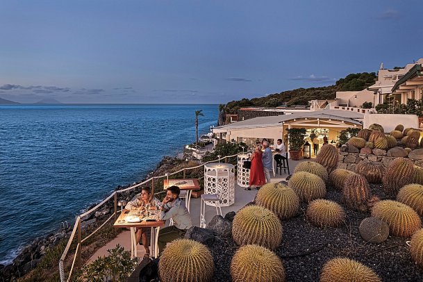 Therasia Resort Sea & Spa