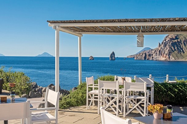 Therasia Resort Sea & Spa