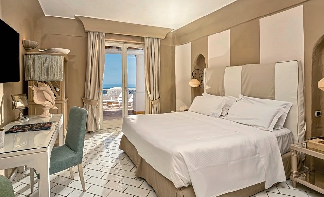 Therasia Resort Sea & Spa - Master