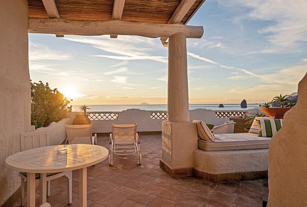 Therasia Resort Sea & Spa - Master