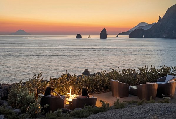 Therasia Resort Sea & Spa