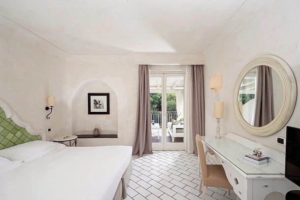 Therasia Resort Sea & Spa