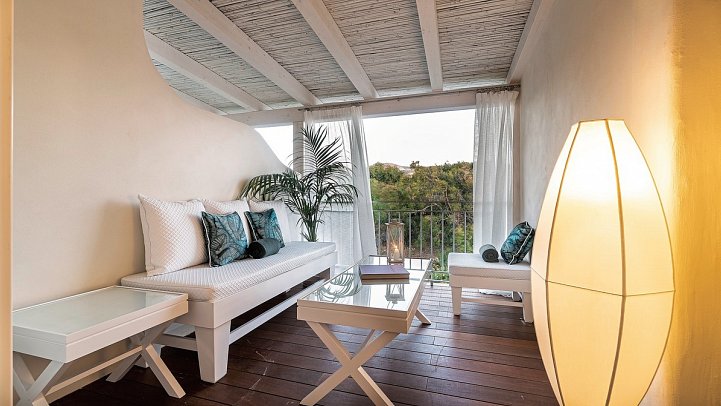 Therasia Resort Sea & Spa