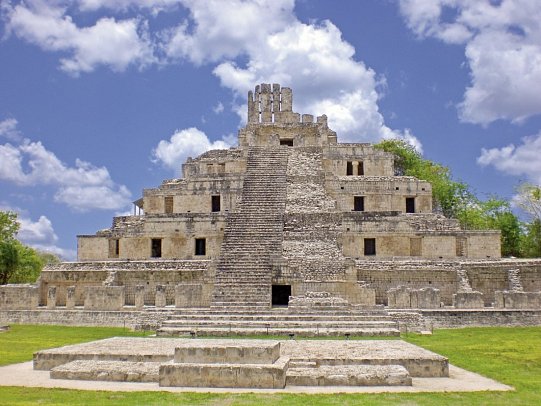 Große Mietwagenreise Mayaland - Edzná