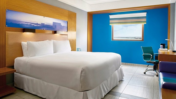 Aloft Cancun