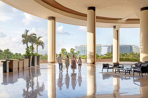 Seadust Cancun Family Resort