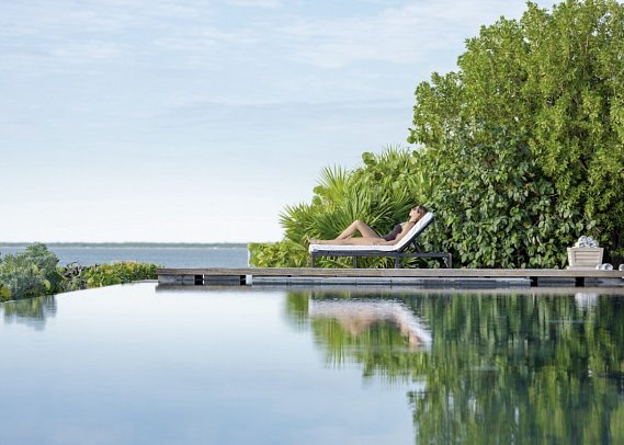 Nizuc Resort & Spa