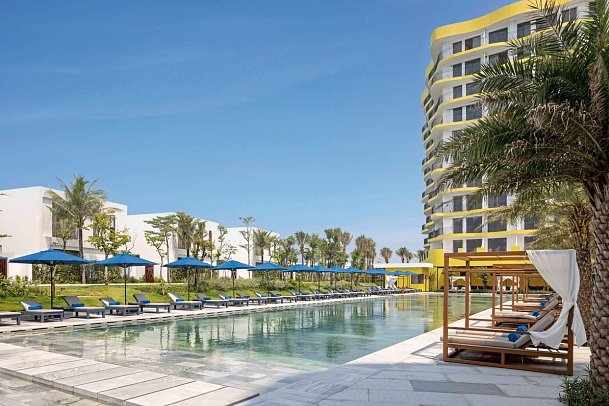 Wyndham Hoi An Royal Beachfront Resort