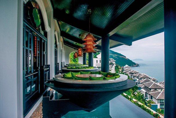 InterContinental Danang Sun Peninsula Resort - Citron Outside Dining