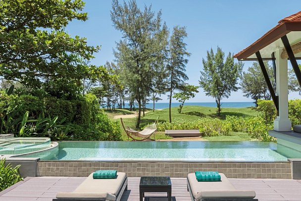 Banyan Tree Lang Co