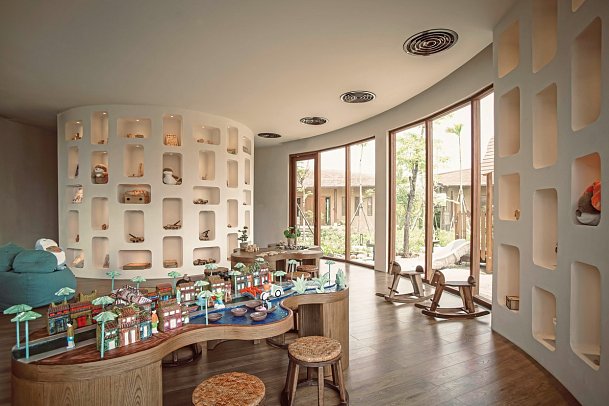 Namia River Retreat - Poolside Kids Club