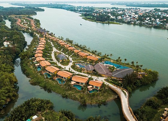Namia River Retreat
