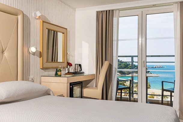 Grand Hotel Park - Wohnbeispiel Doppelzimmer Meerseite (Zimmercodierungen DBC & DCC)