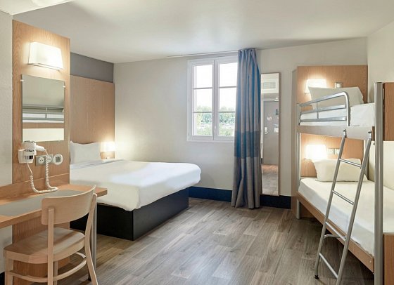 B&B Hotel - Wohnbeispiel Familienzimmer Standard (Zimmercodierungen FB1, YP1 & YSF)