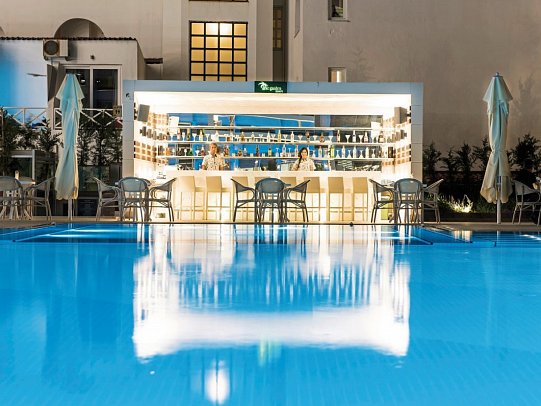 Elite World Marmaris - Palm Bar