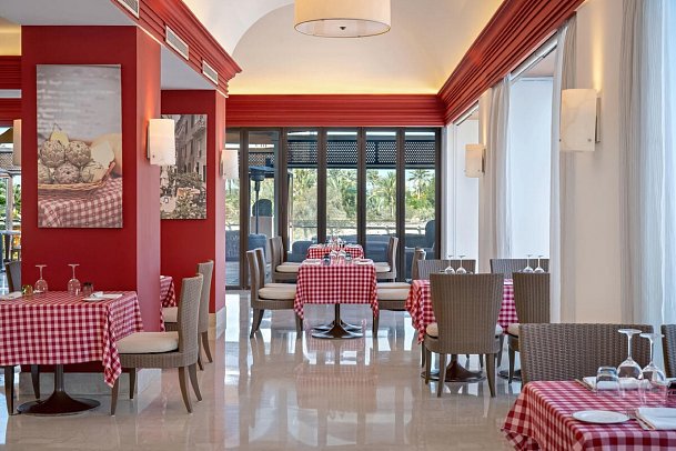 Grand Hyatt Doha Hotel & Villas