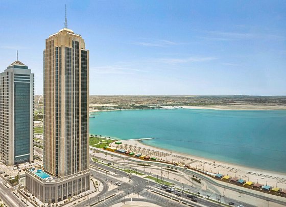 Wyndham Grand Doha Westbay Beach