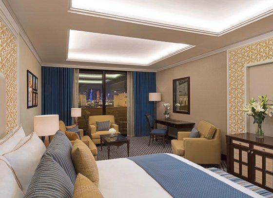 Al Najada Doha Hotel by Tivoli - Wohnbeispiel Deluxe Souq Piazza View (Zimmercodierung UD2)