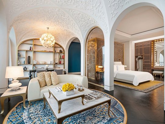 Raffles Doha - Crescent Signature Suite