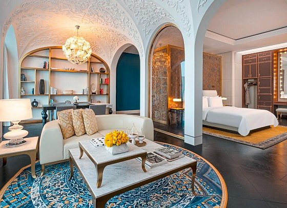 Raffles Doha - Crescent Signature Suite (Zimmercodierung WB5)