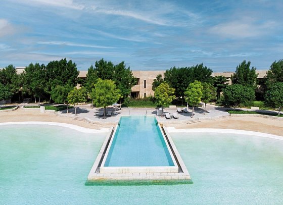 Zulal Wellness Resort by Chiva-Som - Discovery Infinity Pool
