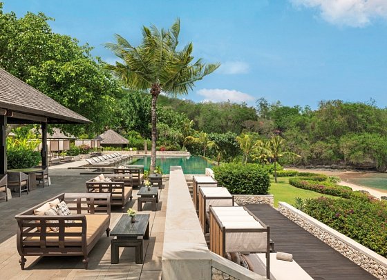 Raffles Bali - Loloan Beach Bar