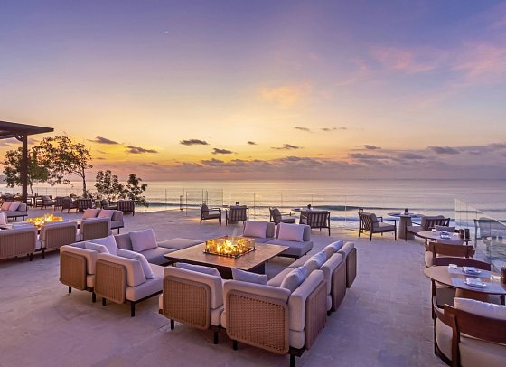 Jumeirah Bali - Akasa Restaurant & Bar