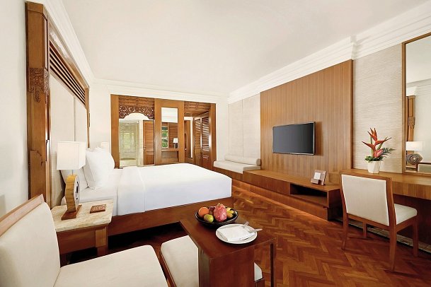Nusa Dua Beach Hotel & Spa - Wohnbeispiel Palace Club Lagoon (Zimmercodierung ULQ)