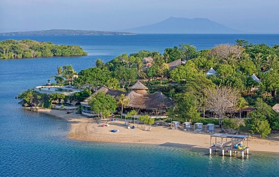 Menjangan Dynasty Resort